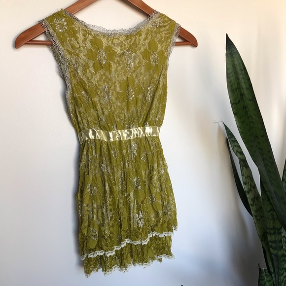 Vintage lime green lace sleeveless top - Picture 4 of 4